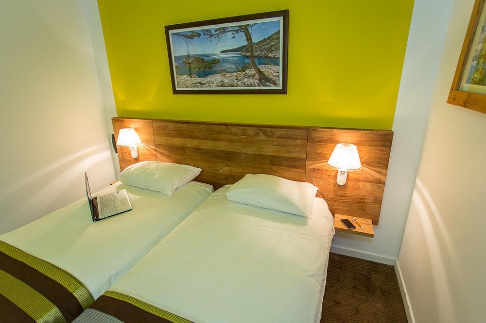 Hotel Life Marseille Vp - Vieux Port Экстерьер фото